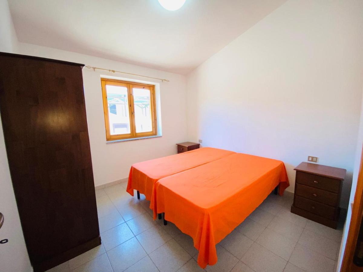 Residence La Cinta 8 San Teodoro  Exterior foto
