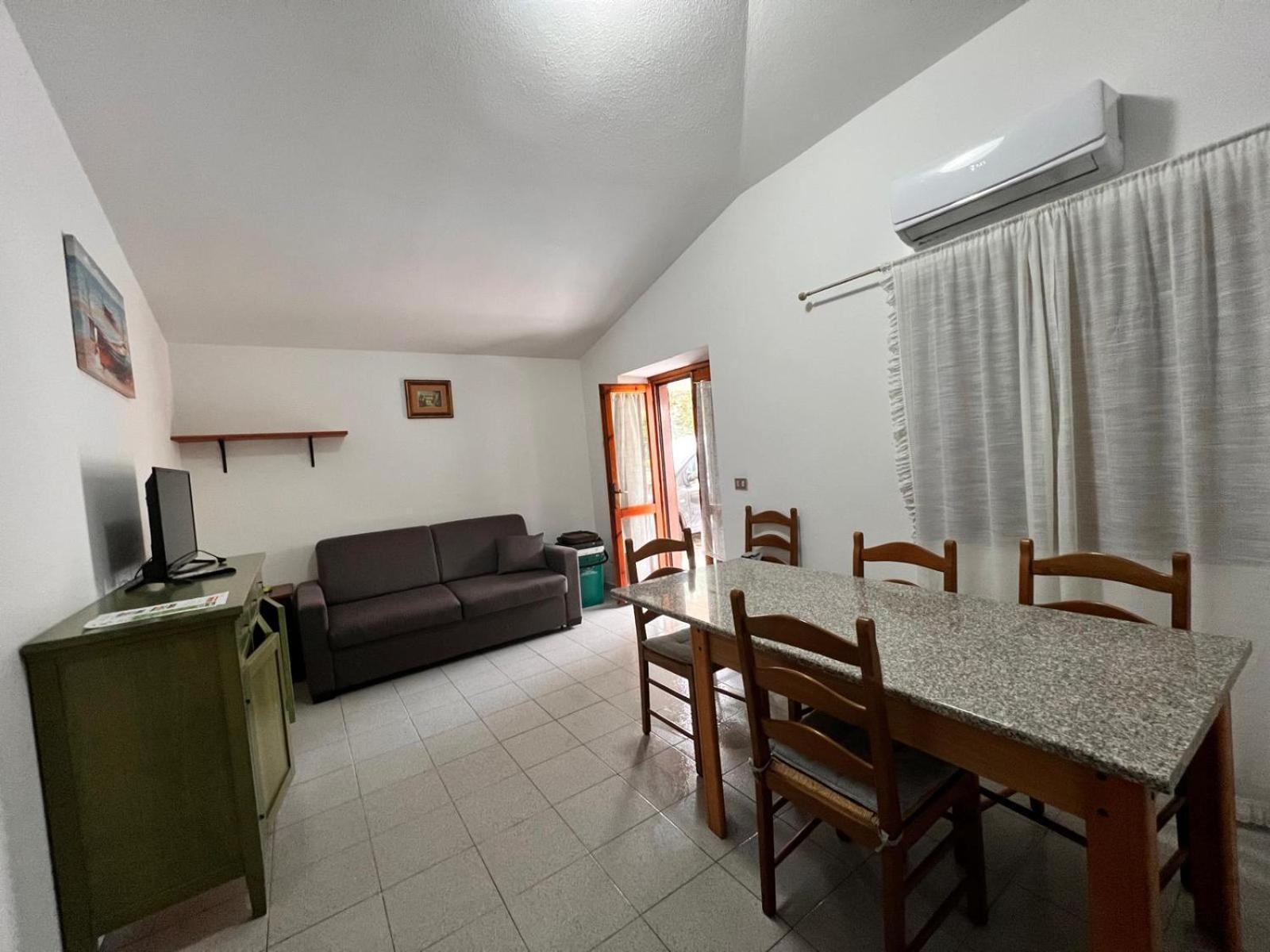 Residence La Cinta 8 San Teodoro  Exterior foto
